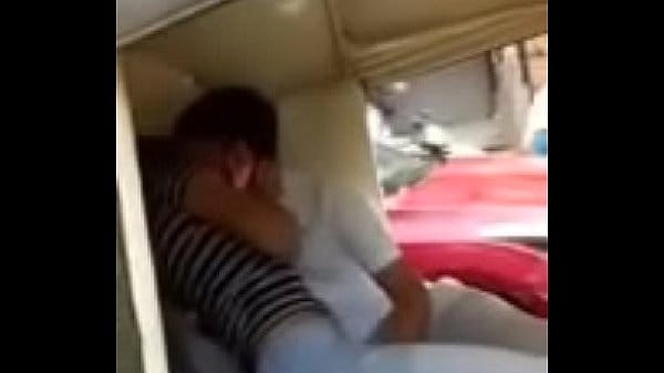 free porn video of mumbai hot college girl doing hard sex in running auto