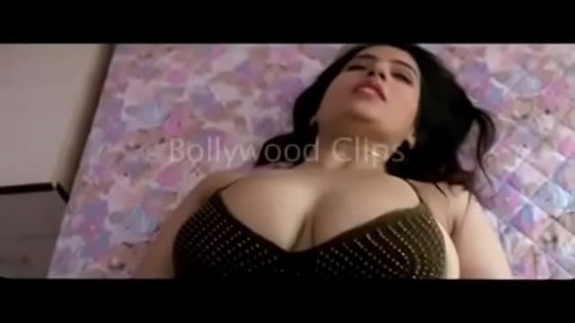 Big boobs bollywood hot aunty homemade sex with next door tenant