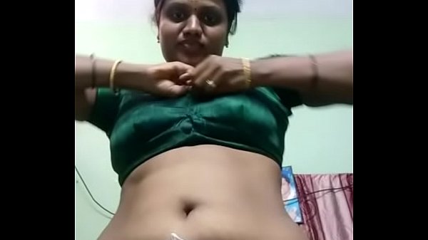 Telugu Dress Chang Videos - Desi telugu aunty xxx dress change video - Indianpornxtube