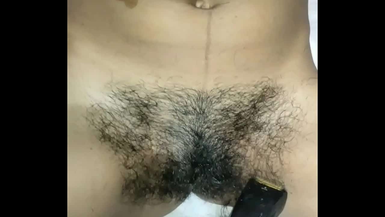 Bangladeshi aunty xxx her hairy pussy shaved bengali porn video photo image